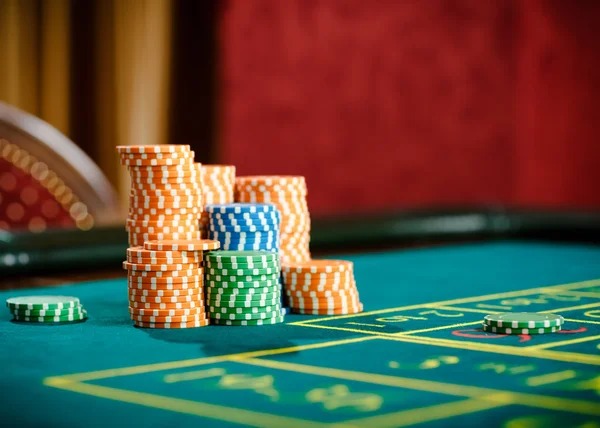 Wild Coaster slot game interface showing reels, paylines, and spin button
